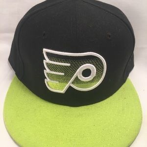 Accessories - New Era NHL Philadelphia Flyers Fitted Hat Accessories - New Era NHL Philadelphia Flyers Fitted Hat